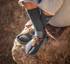 Crew Performance Split-Toe Socks (Granite)