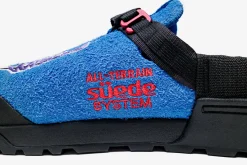 Stone Wizard Mountain Clog - Leather Suede (Cyber Blue)